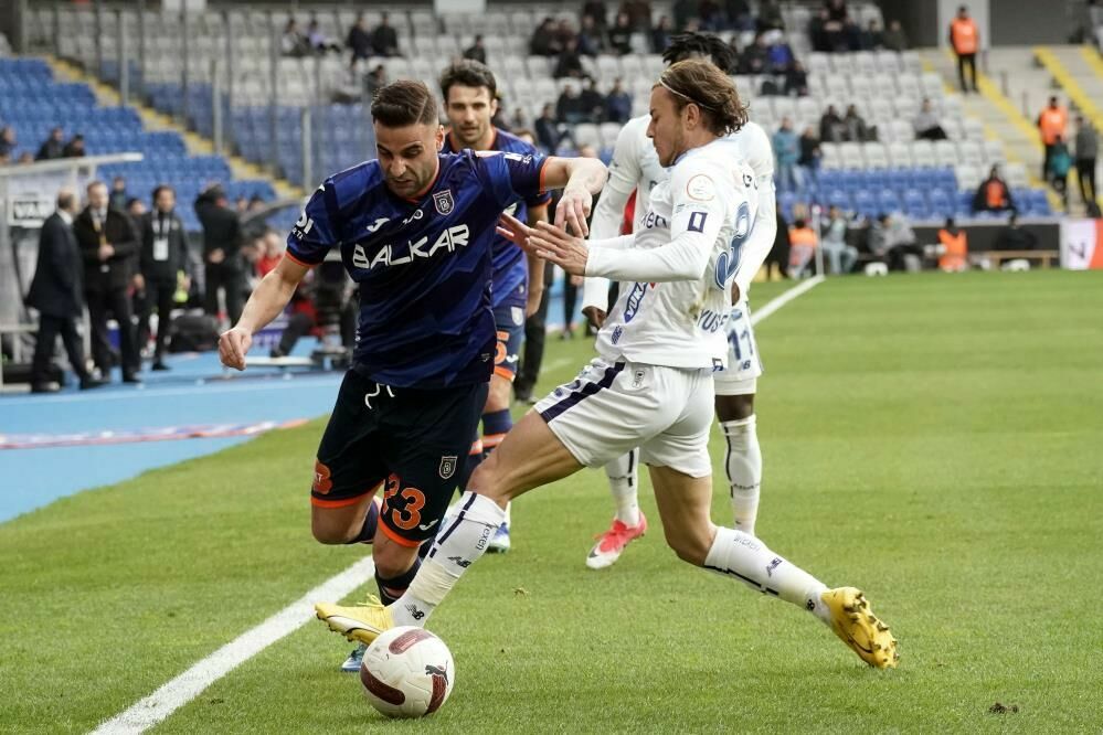 Fenerbahçe ve Galatasaray liderlik için kapıştı: Süper Lig 19'uncu hafta