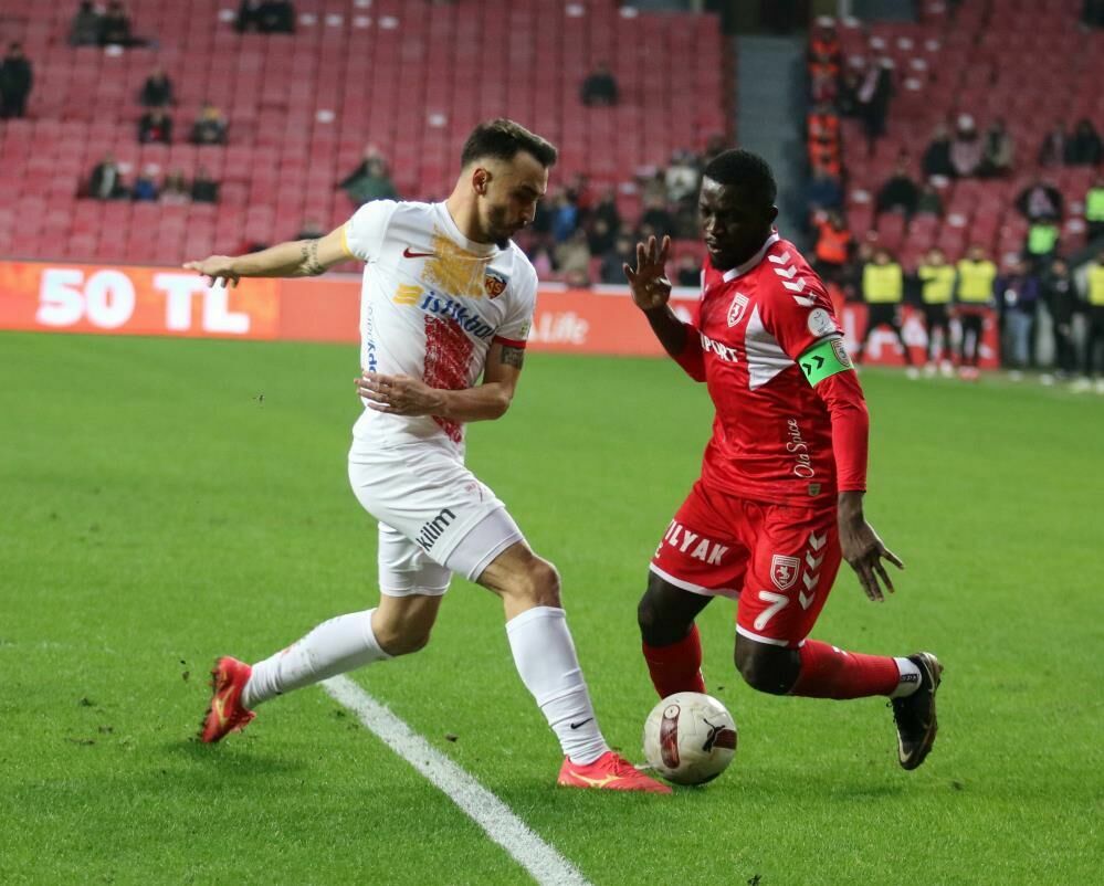 Samsunspor Kayserispor'u devirdi