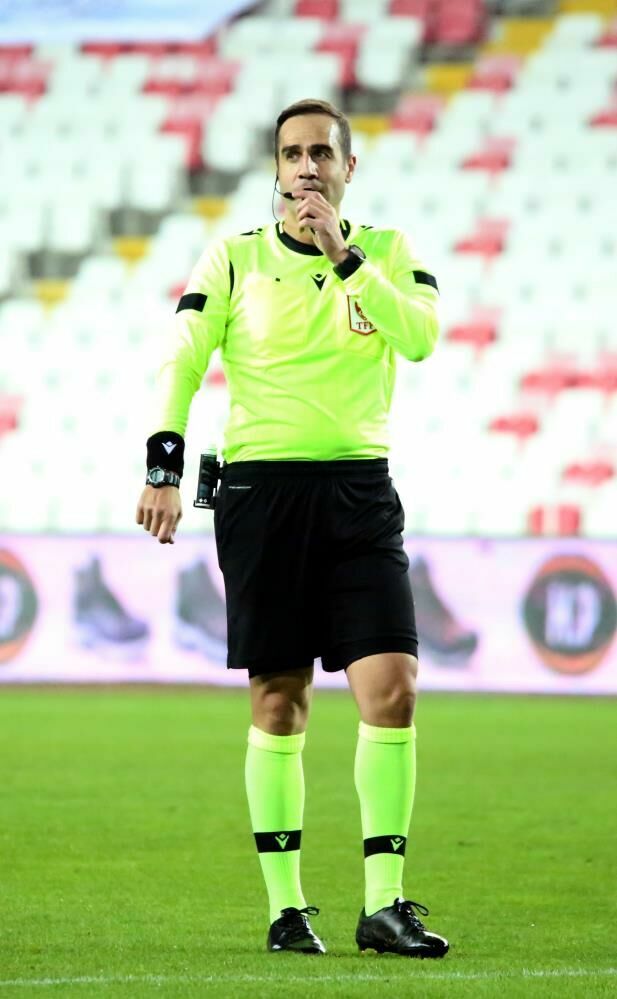Sivasspor Beşiktaş maçının VAR hakemi belli oldu