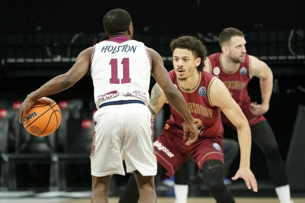 Galatasaray 25 sayılık üstünlüğü koruyamadı