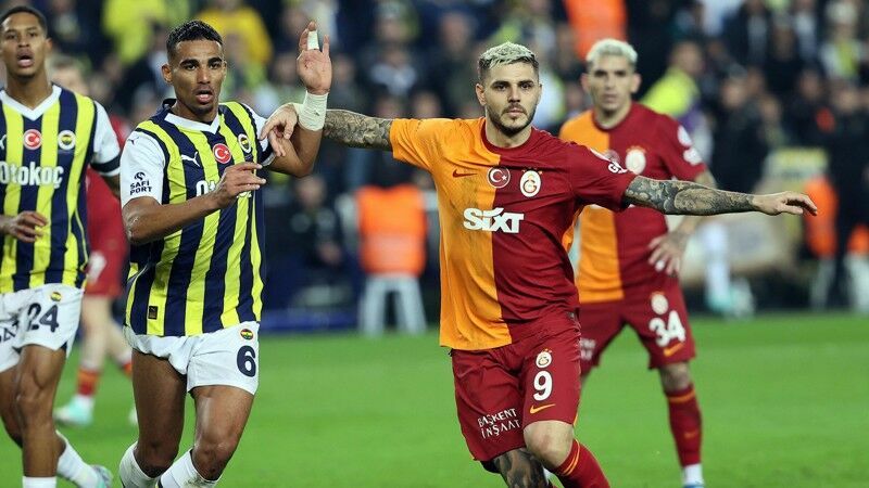 Ezeli rekabet hem erkek hem kadın futbolunda sürüyor