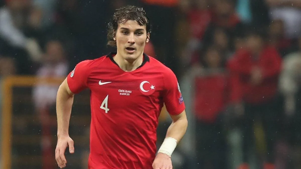 Çağlar Söyüncü (1)