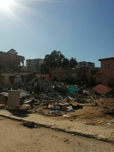 Hatay Depreminde 15 Kişilik Apartmandan Bir Tek O Sağ Çıkmıştı 