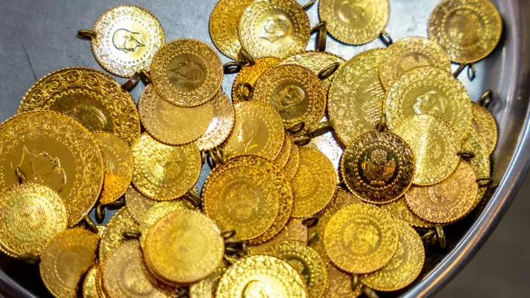 Yılın ilk yarısında çeyrek altın üretimi 11,4 milyon aştı