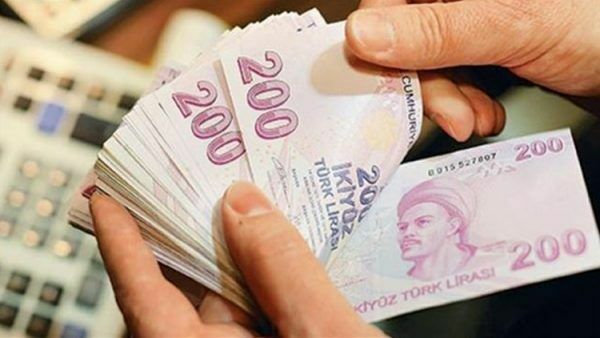 10 bin TL kredinin 12 ay vadeli geri ödeme tutarları! İşte banka banka detaylar