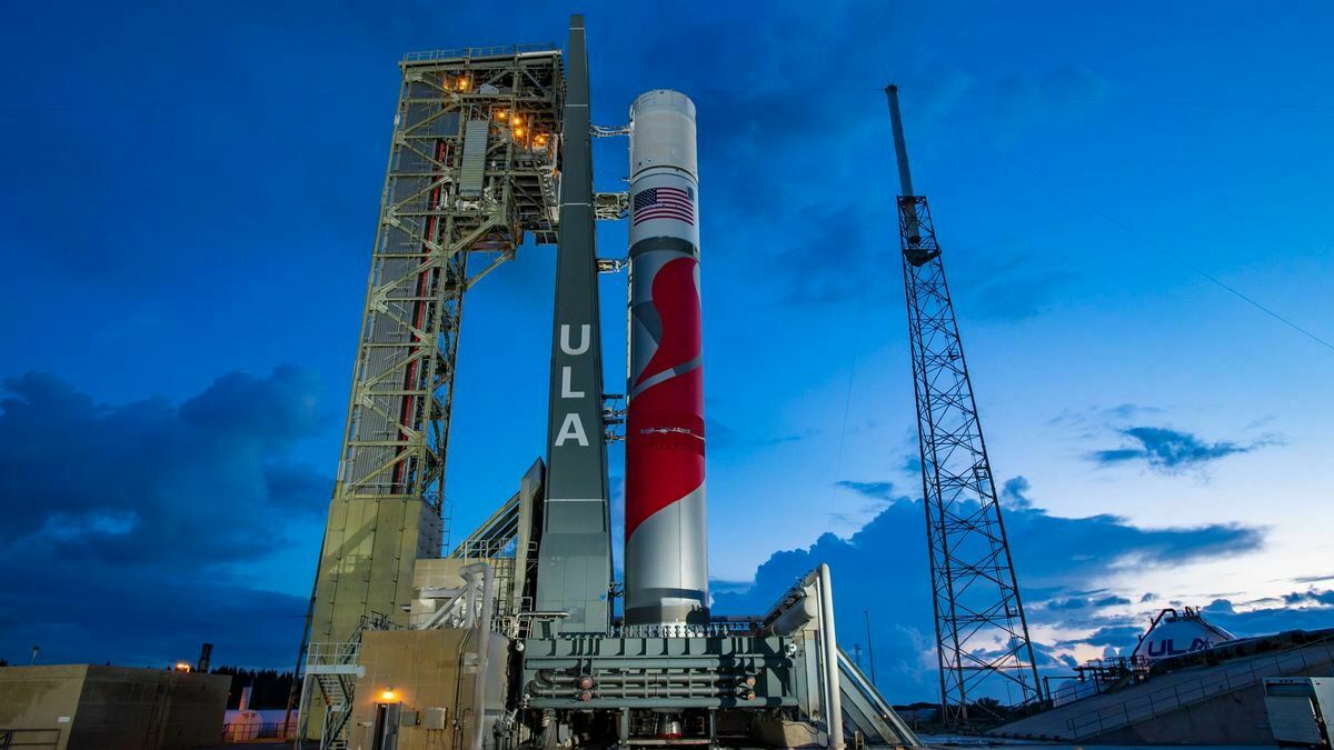 NASA 50 yıl sonra Ay’a ilk misyonunu başlattı
