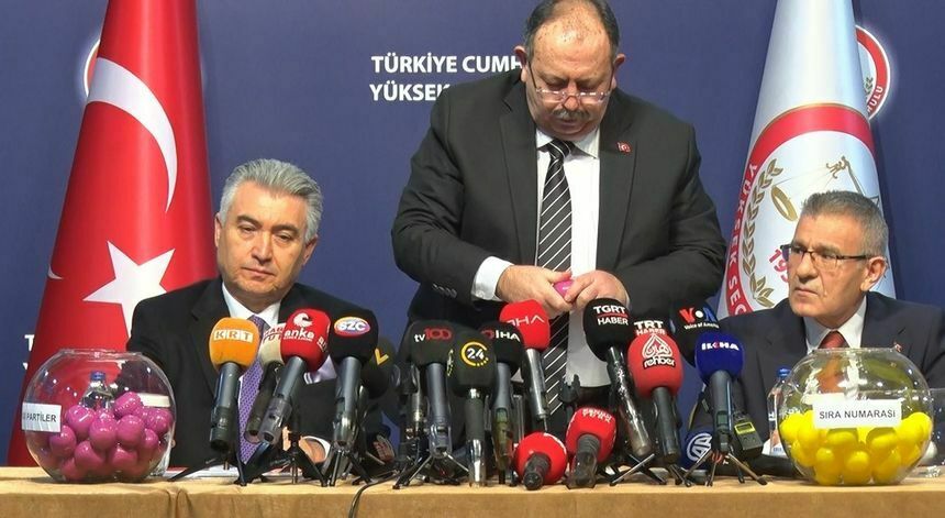 Siyasi Partilerin Oy Pusulasındaki Yeri Belli Oldu