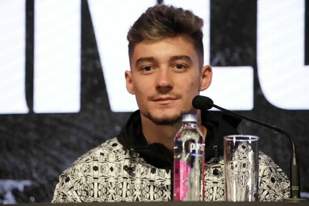Beşiktaş yeni transferleri ve sözleşme uzatmaları için tören düzenledi
