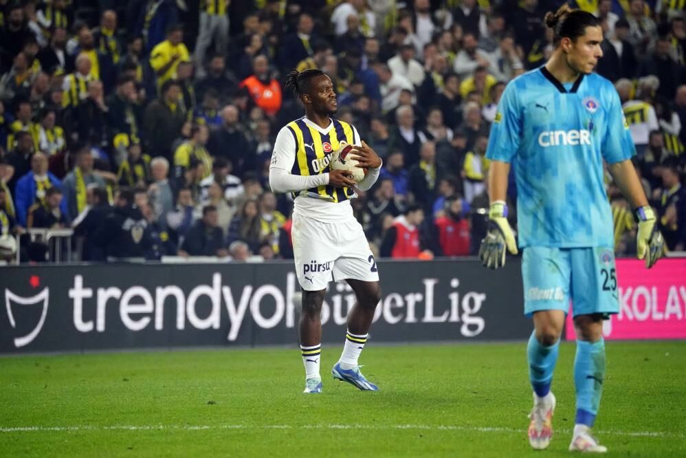 Süper Lig'de 27 haftada 100 penaltı kararı verildi