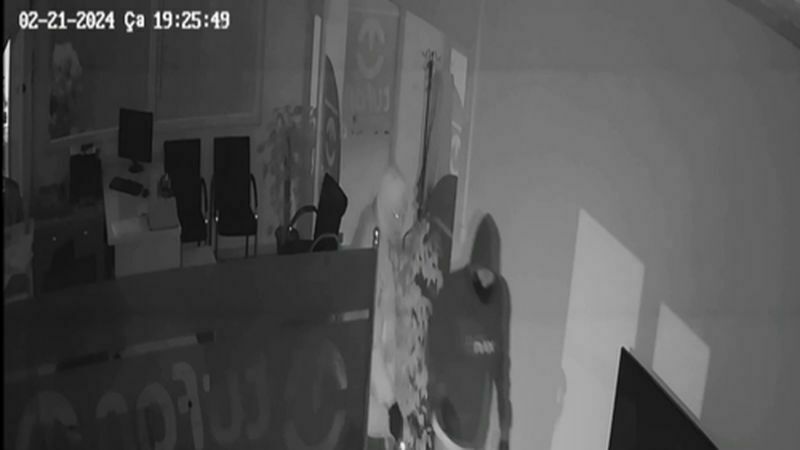 Çaldıkları Araçla Başka Iş Yerini Soydular (2) Result