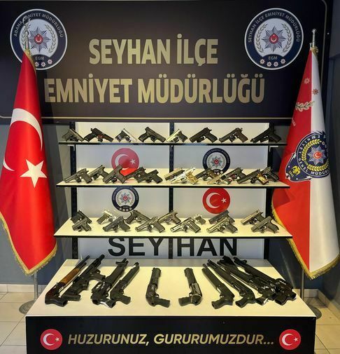 Cephanelik Gibi! 281 Kişi 53 Silahla Yakalandı