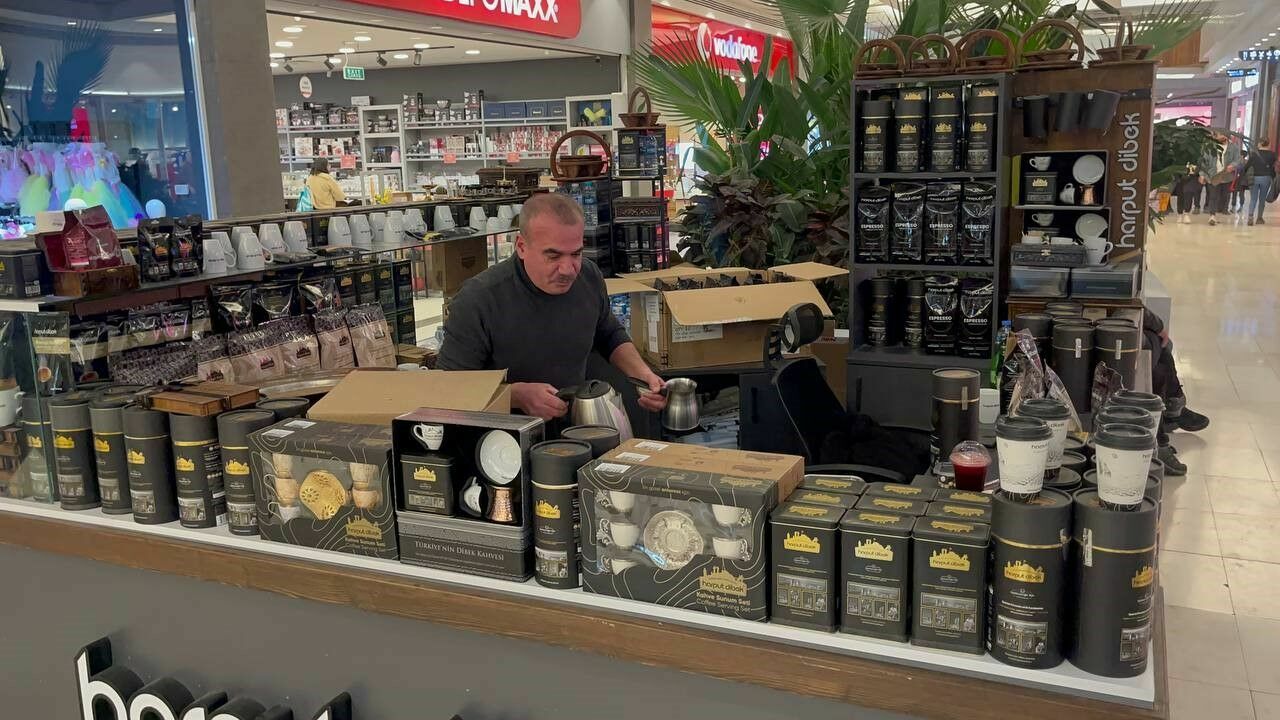 Fincana Tükürmesiyle Gündeme Gelen Işletmeci3
