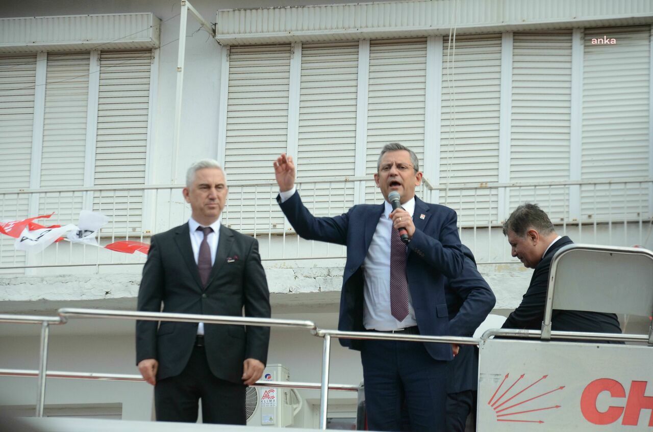 Özgür Özel (2)