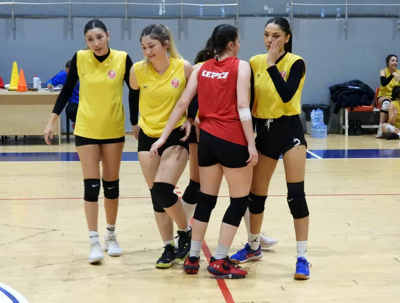 Kepez Belediyesi Voleybol Takımı 6 deneyimli oyuncuyla kadrosunu güçlendirdi