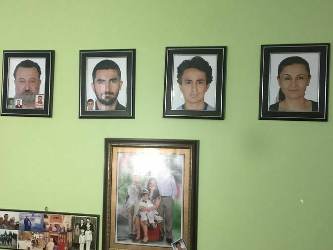 Yatalak Babalarını Bırakmamışlardı! Tüm Aile Ikinci Depremde Can Verdi 