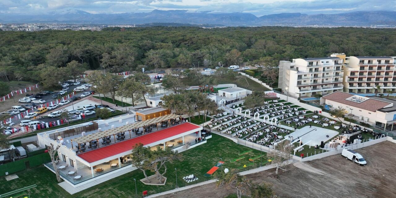 Manavgat'ta yeni Sahil Park Tesisleri hizmete açıldı