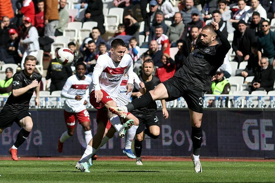Sivasspor'un galibiyet hasreti 3 maça çıktı