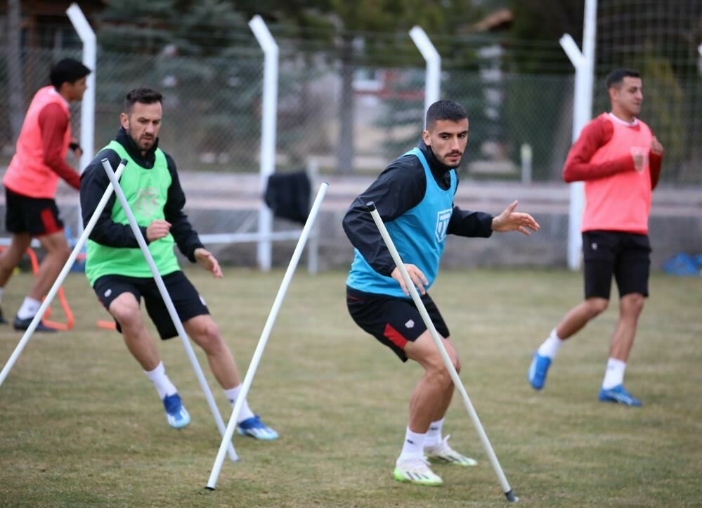 Sivasspor Adana Demirspor maçı hazırlıklarını sürdürdü