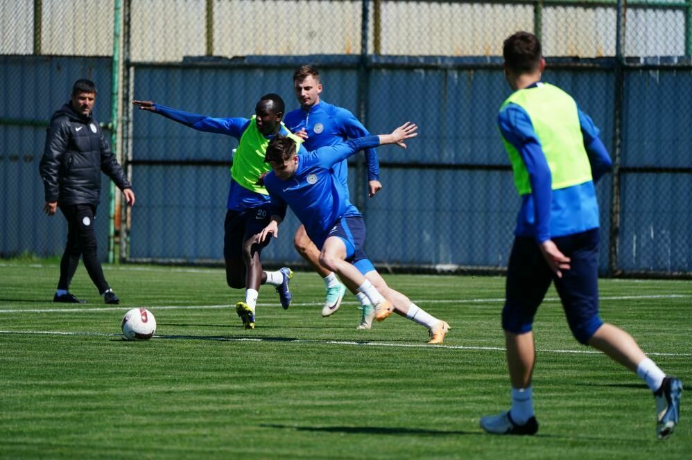 Rizespor İstanbulspor maçı için hazırlıklarını sürdürüyor