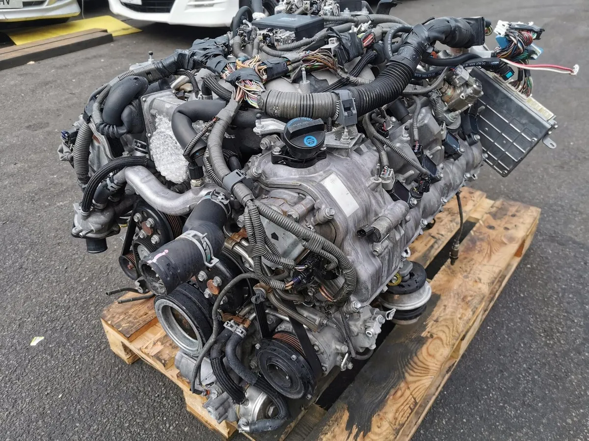 Lexus 2UR-GSE
