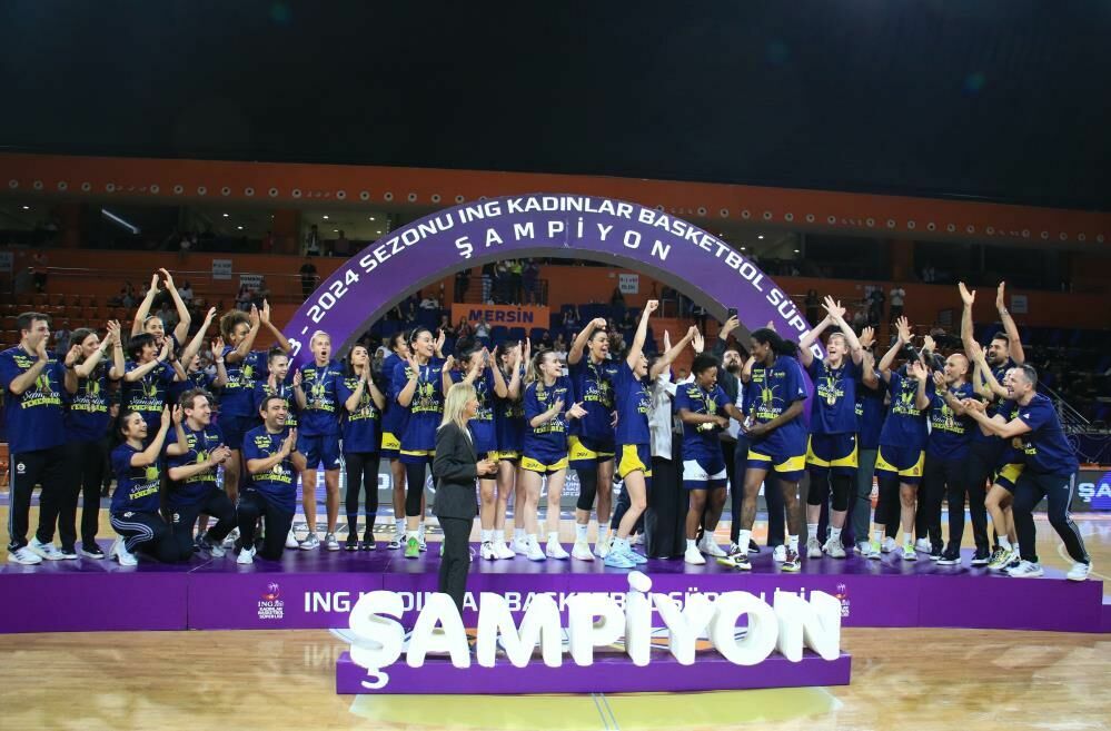 Fenerbahçe Kadın Basketbolda 6'ncı kez şampiyon oldu