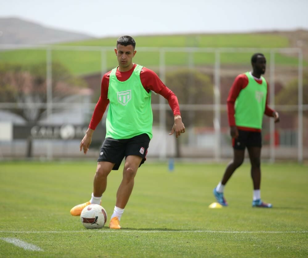 Sivasspor Fenerbahçe maçının hazırlıklarını sürdürdü