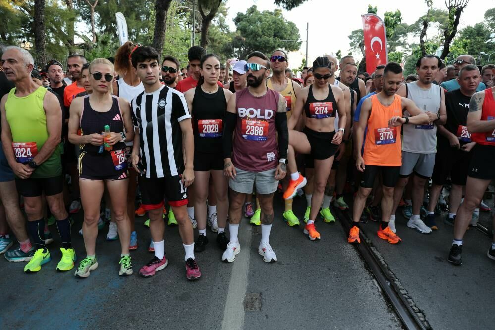 Maraton İzmir 5'inci kez başladı
