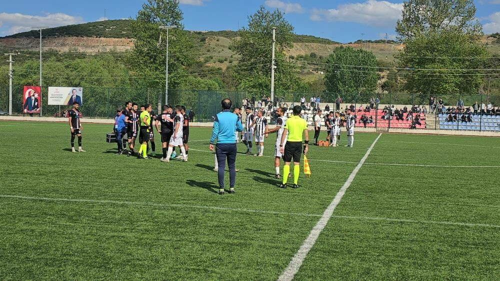 1969 Bilecik Spor Çeşme Belediyespor maçında tansiyon yükseldi