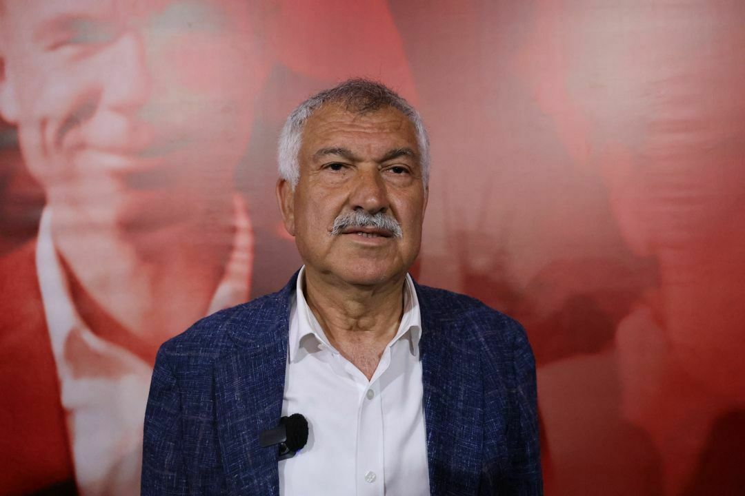 Chp Adana'da Büyükşehir Belediyesi Ve 9 Ilçeyi Kazand