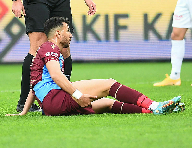 Mahmoud Trezeguet’in sol arka adalesinde yaralanma tespit edildi