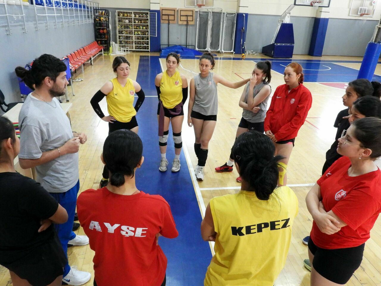 Kepez Belediyesi Kadın Voleybol Takımı Final mücadelesine hazır