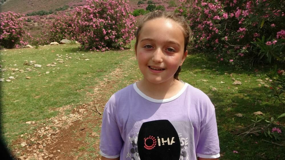 Kozan'da zakkum çiçekleri doğal bir güzellik şöleni oluşturuyor