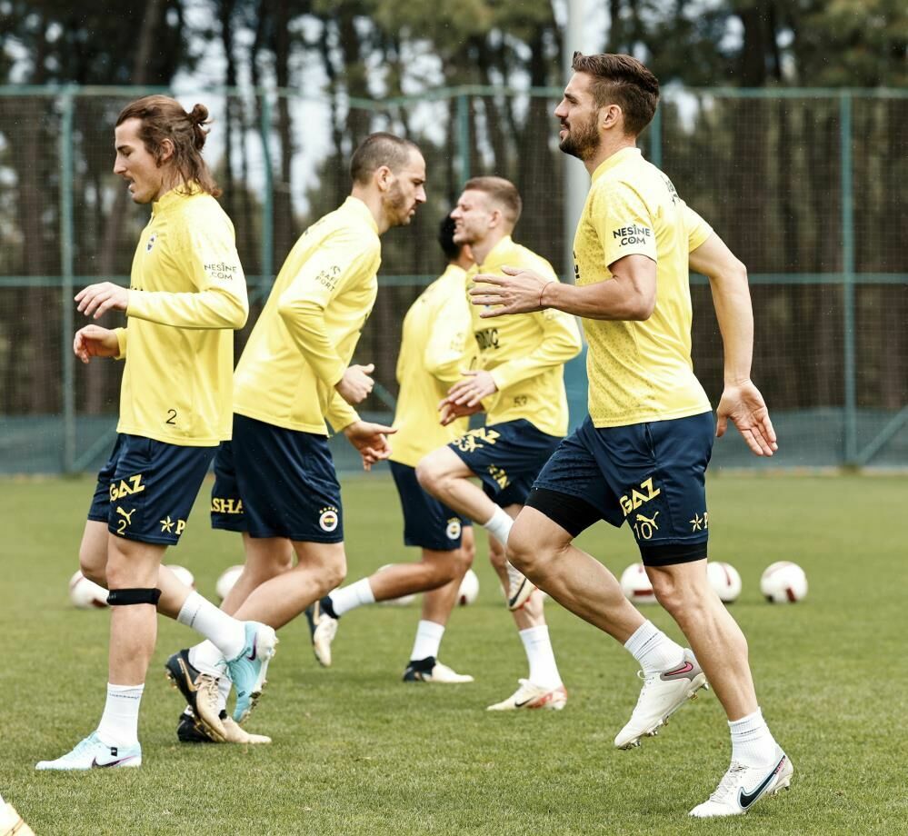 Fenerbahçe Konyaspor maçı için hazırlıklarını sürdürüyor