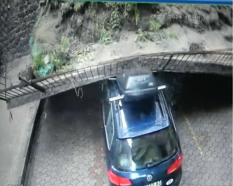 Trabzon'da Korku Anları! 2 Kişi Son Dakikada Kurtuldu