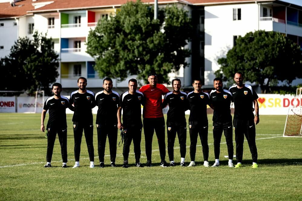 Burak Yılmaz'ın yeni sezonda teknik ekibi belli oldu