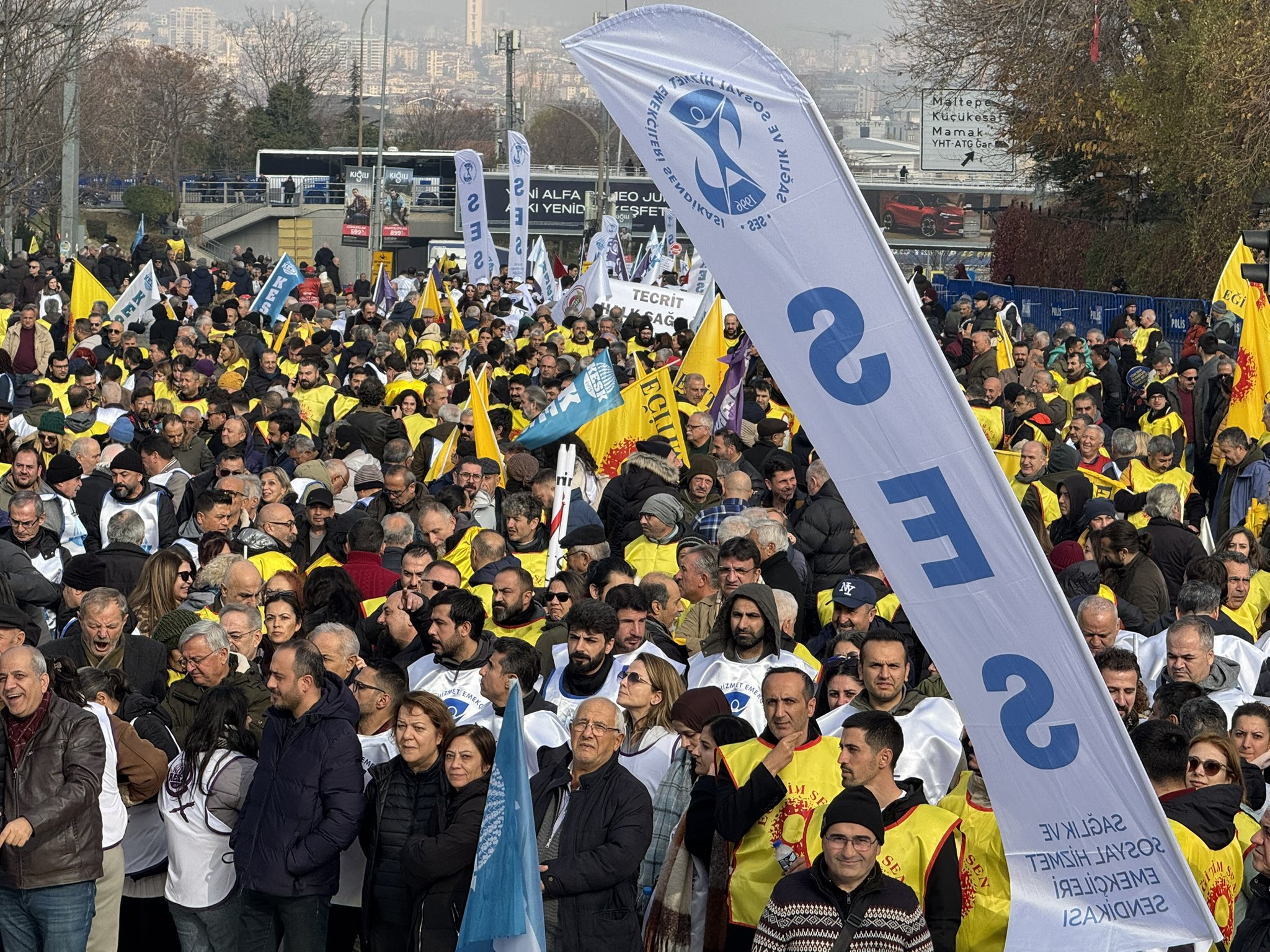 Tandoğan Meydanı’nda Binler “Geçinemiyoruz” Dedi 2