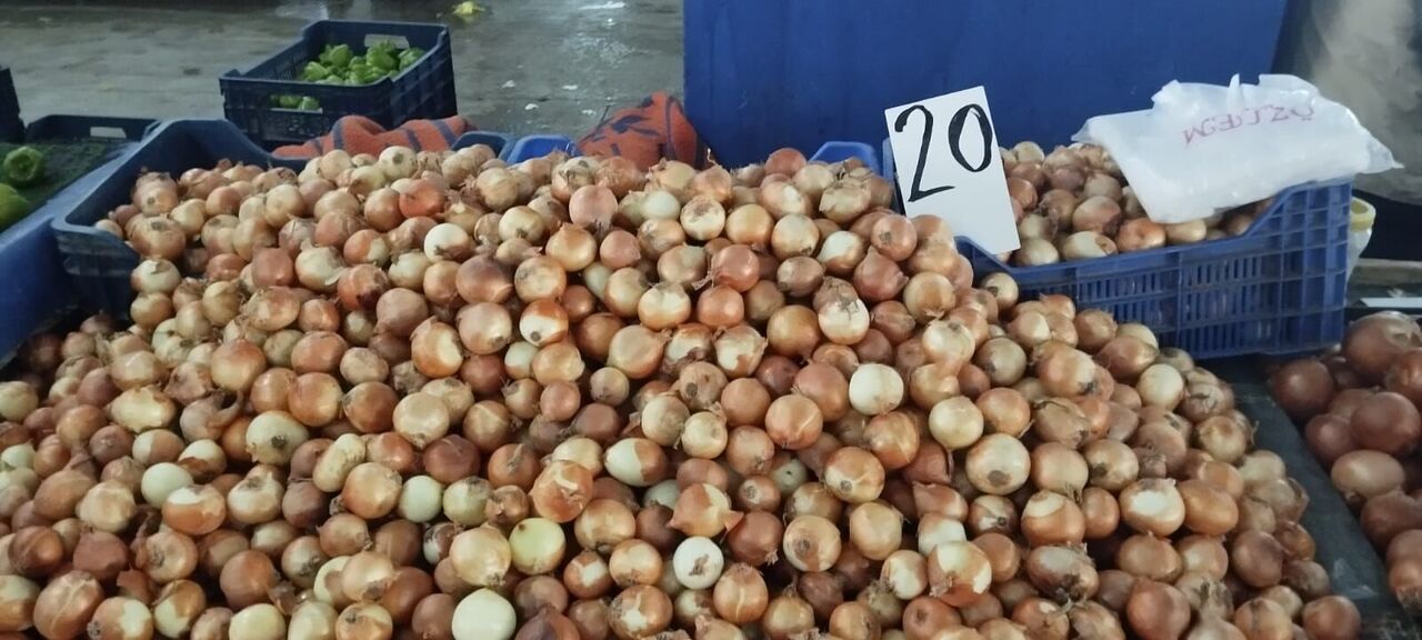 Antalya'da Sebze ve Meyve Fiyatları Cep Yakıyor!