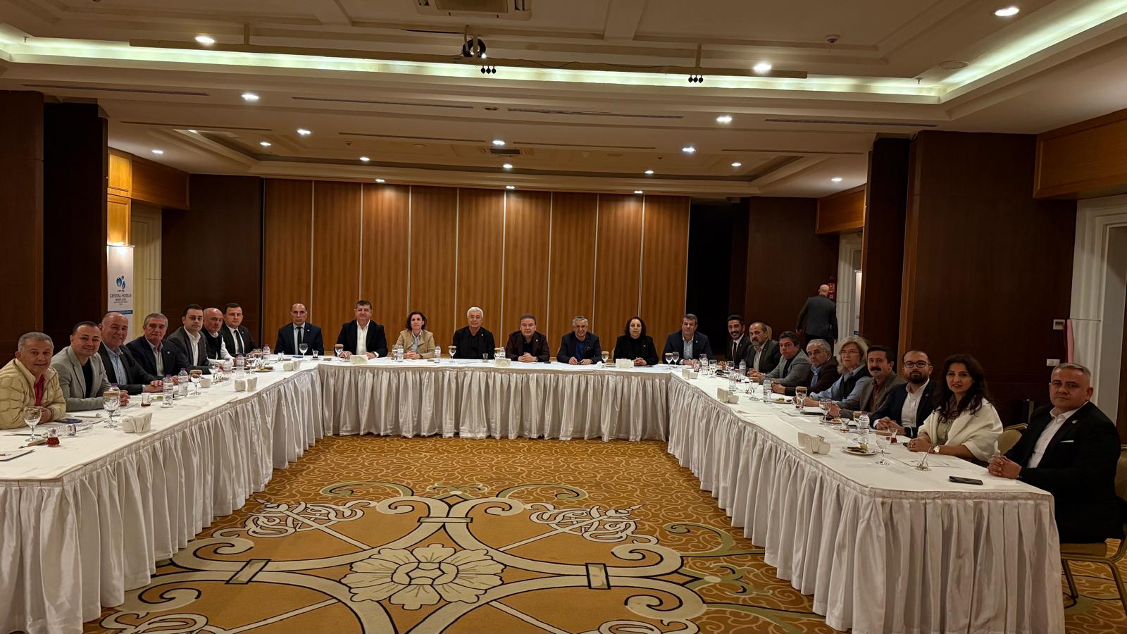 CHP Antalya Örgütü Kemer'de Kamp Yaptı
