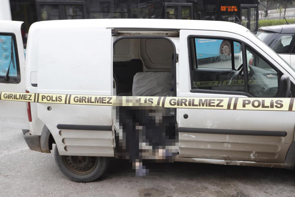 Antalya Adliyesi Önünde Şüpheli Öl*m! Arkadaşını Öl* Olarak Buldu