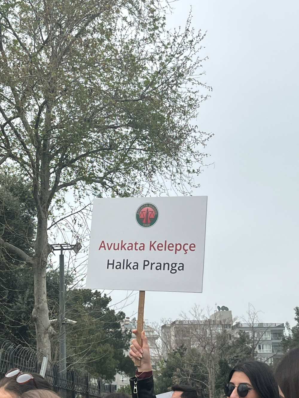 Antalya Barosu’ndan İmamoğlu Eylemlerine Destek Yürüyüşü
