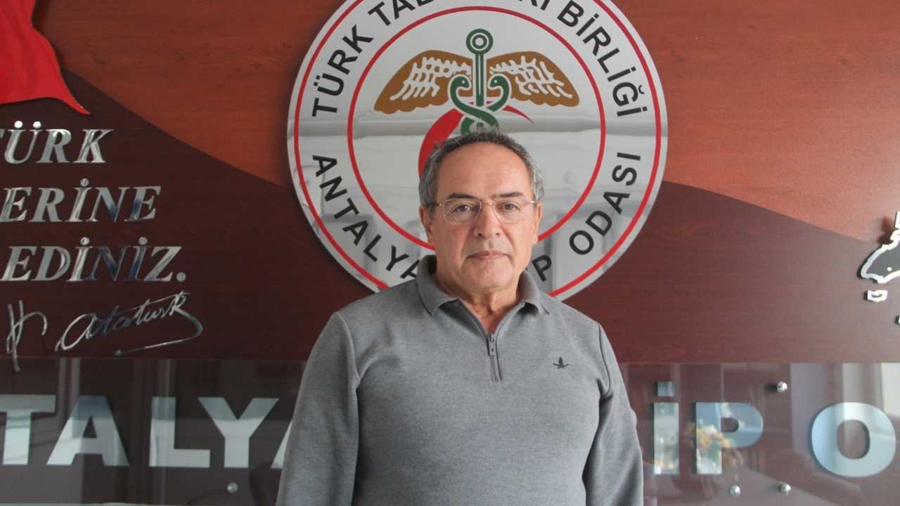 Antalya'da Aşı Reddinde Artış Var! Hüzeyin Can Ertürk