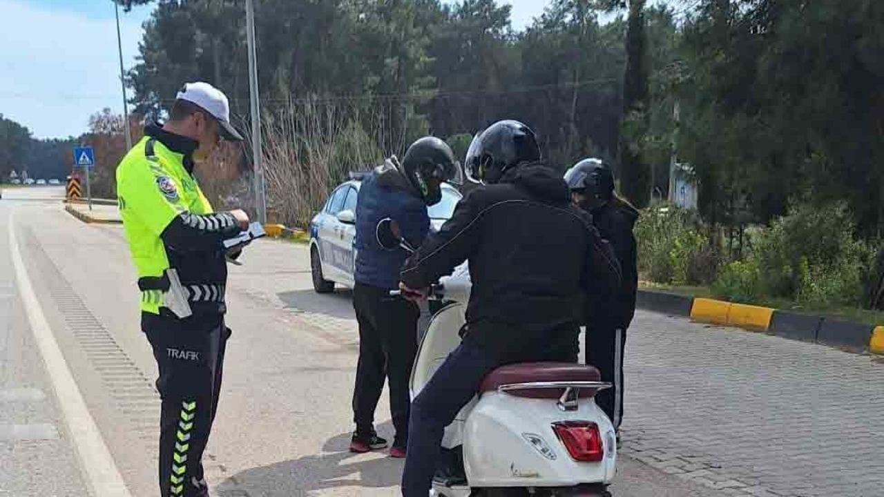 Antalya'da Binlerce Sürücüye Ceza Kesildi! 66 Bin Araç Denetlendi 2