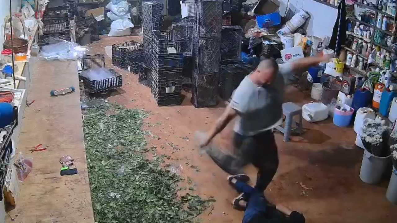 Antalya'da Çiçekçiyi Yumrukla Öldrmüştü! O Sanığa Müebbet İstendi  2