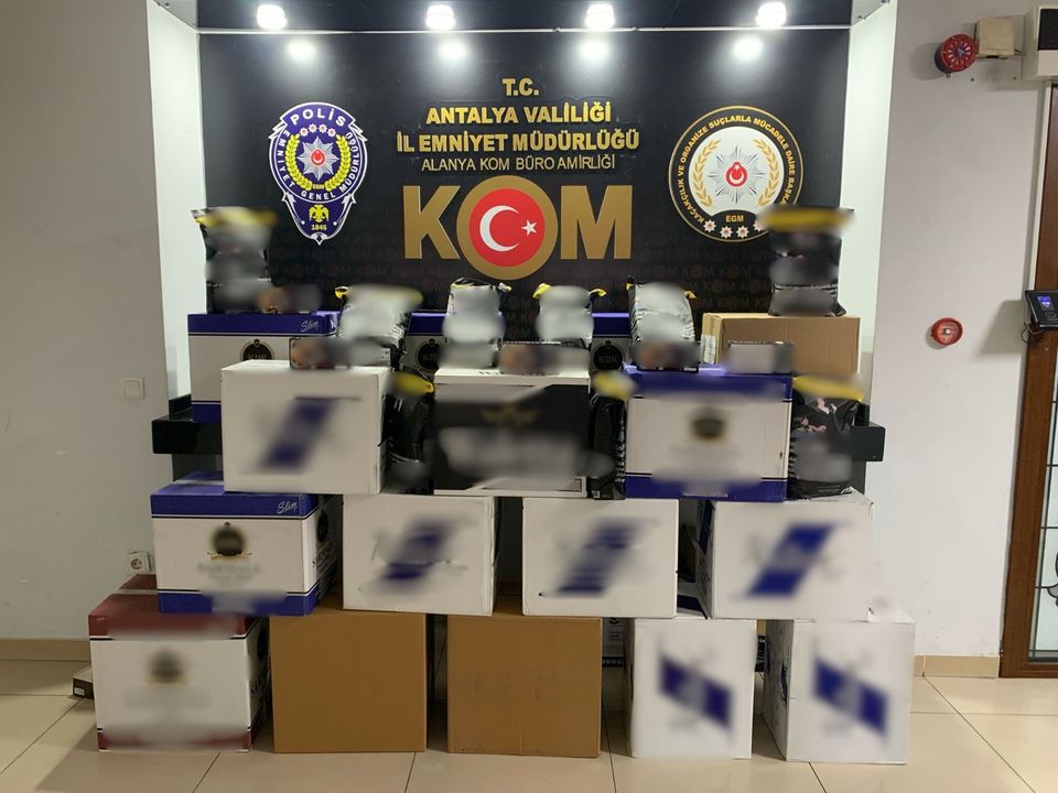 Antalya'da Kaçakçılıktan 20 Kişiye İşlem Yapıldı 2