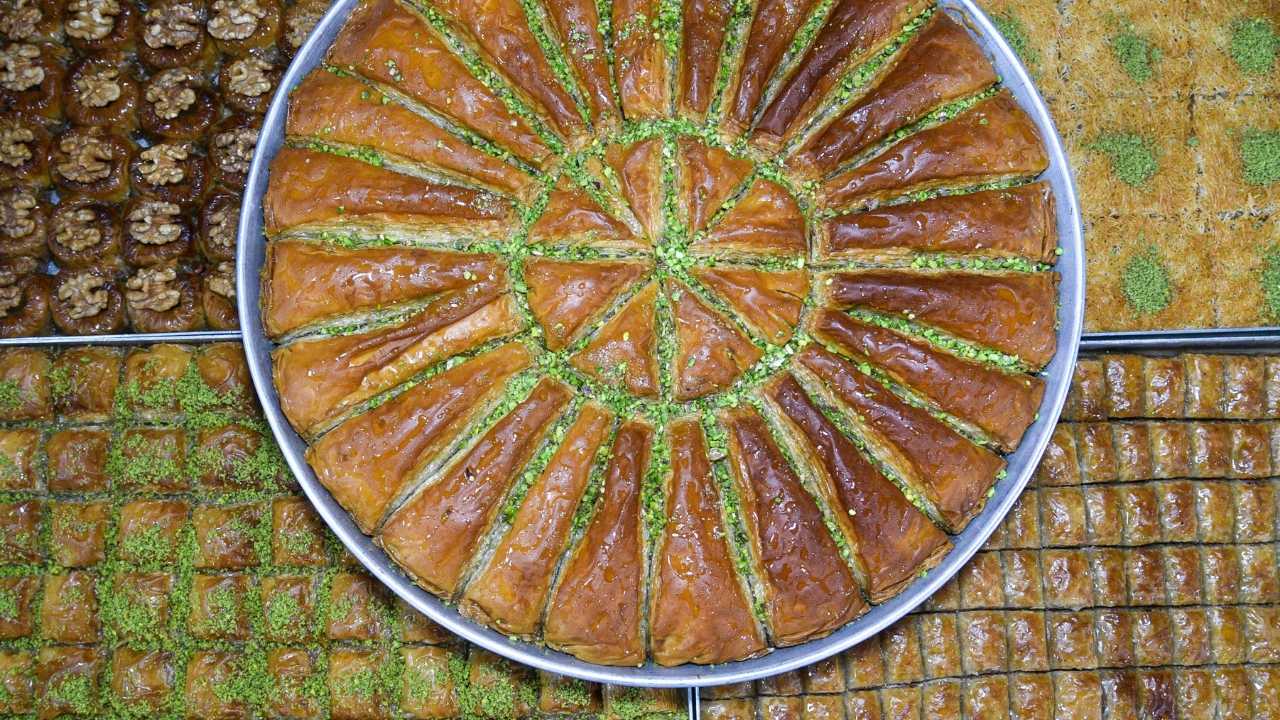 Antalyalılar Dikkat! Bayram Baklavasında 'Hileli Ürün' Uyarısı 2