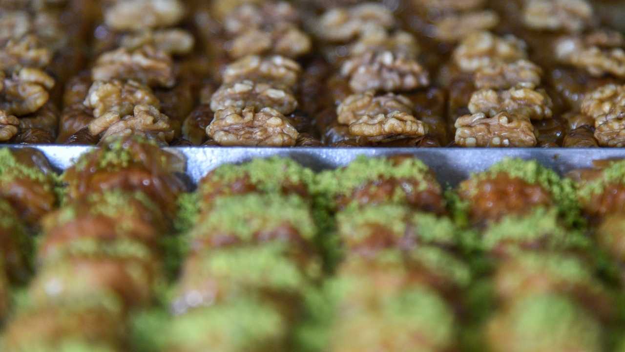 Antalyalılar Dikkat! Bayram Baklavasında 'Hileli Ürün' Uyarısı 3