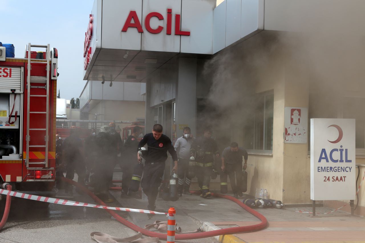 Akdeniz Üniversitesi’ndeki Yangının Bilançosu Açıklandı! 2