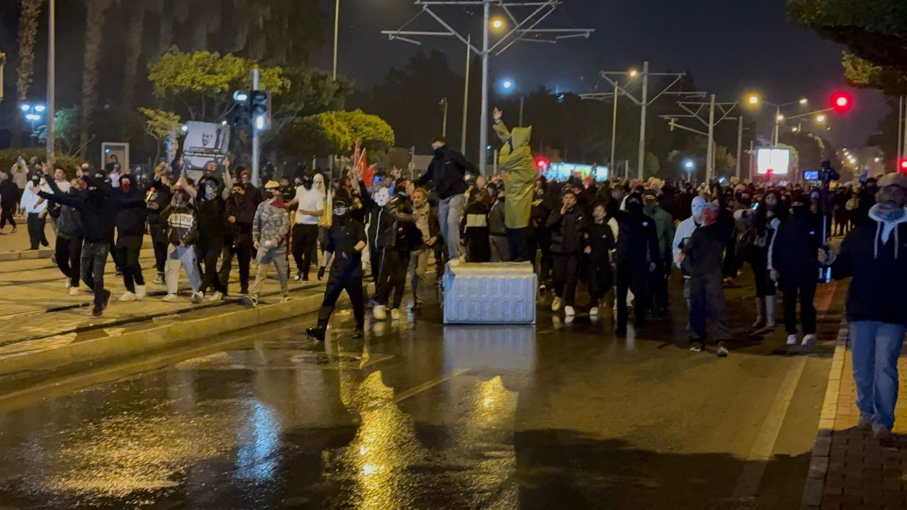 Antalya'da Dün Gece 15 Kişi Gözaltına Alındı 1