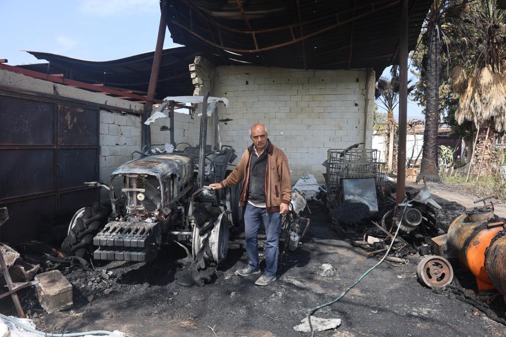 Hatay'da Yangın! Traktörün Tekeri Bomba Gibi Patladı