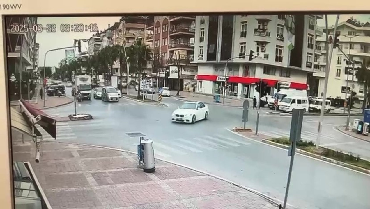 Manavgat'ta Ekipler Drifti Affetmedi! O Görüntü Yakalattı 2